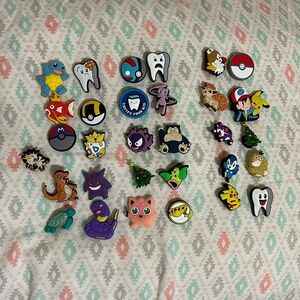 Crocs decoration button. 💗